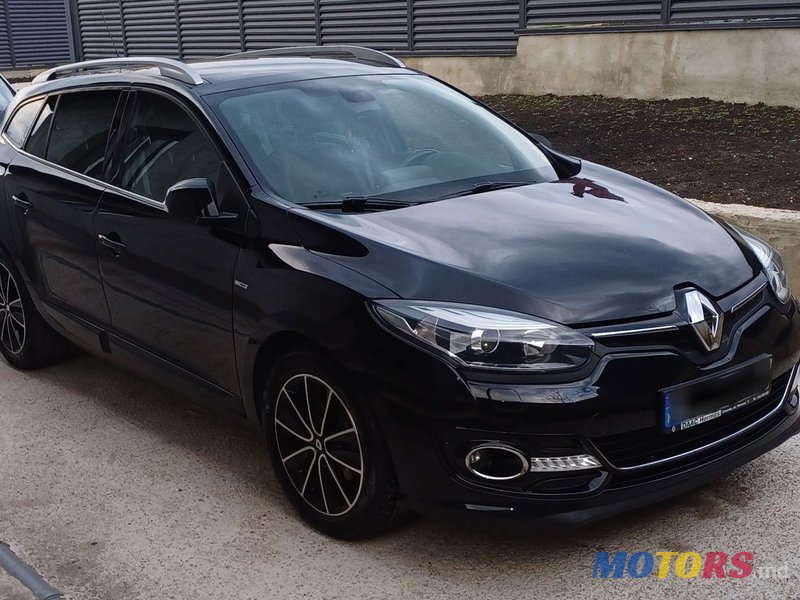 2014' Renault Megane photo #3