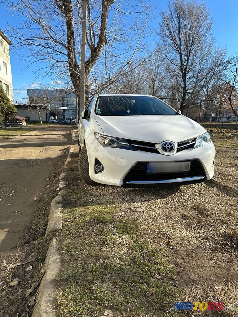 2015' Toyota Auris photo #6