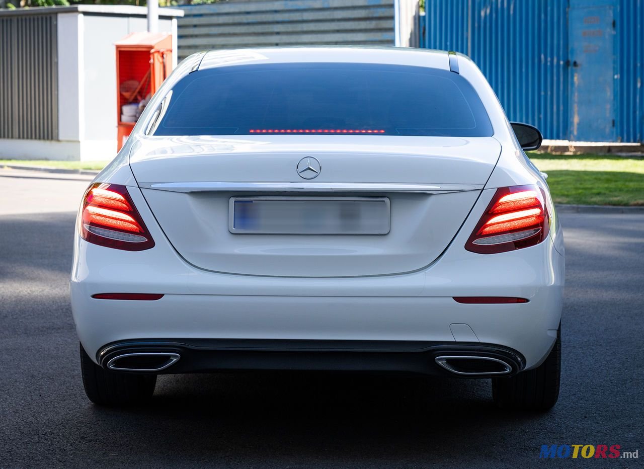 2019' Mercedes-Benz E Класс photo #5