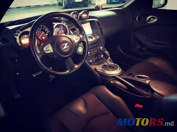 2012' Nissan 370Z photo #5