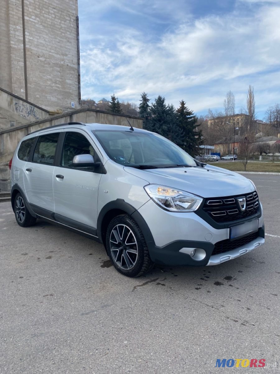 2017' Dacia Lodgy photo #3