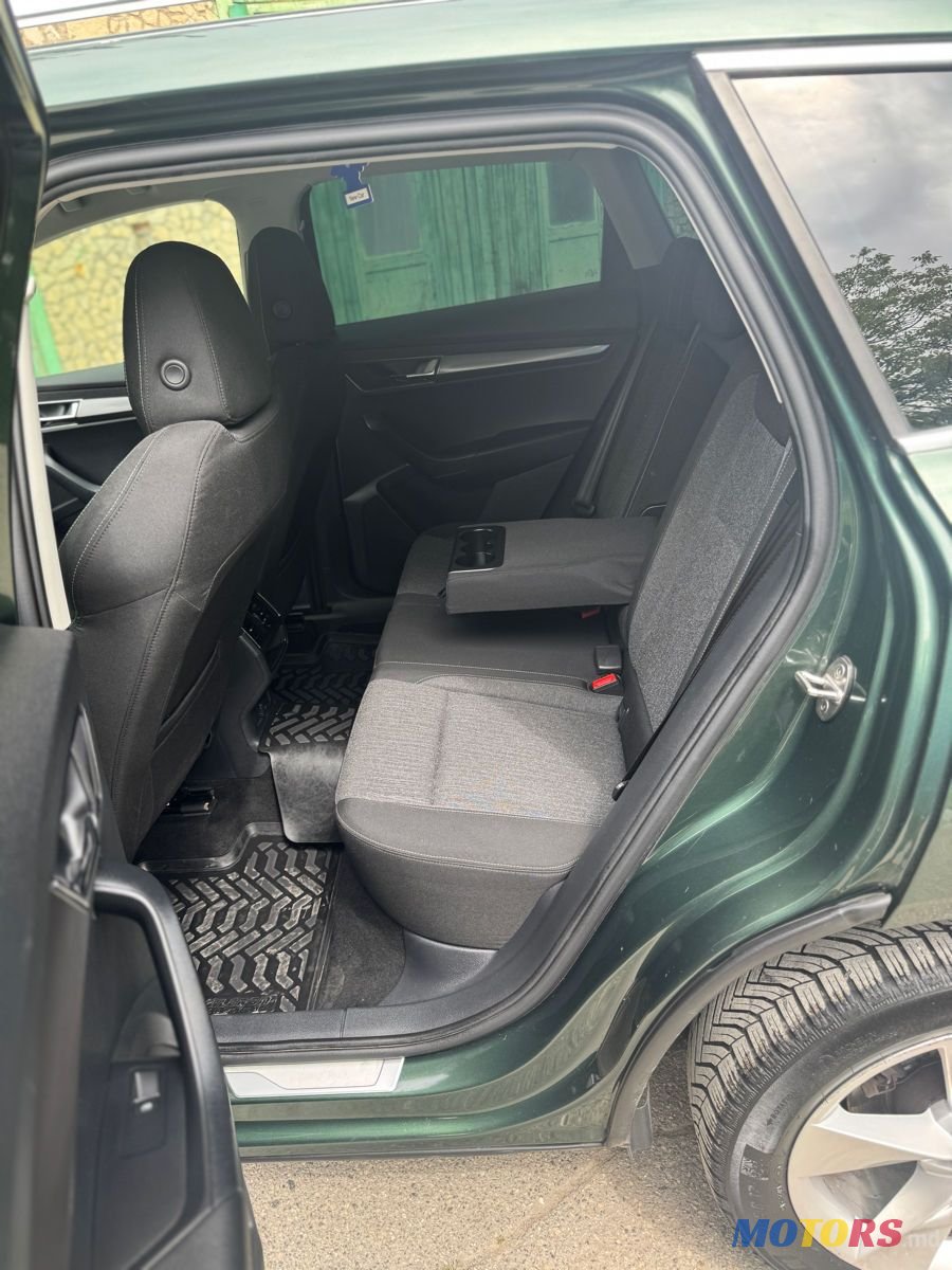2019' Skoda Karoq photo #4