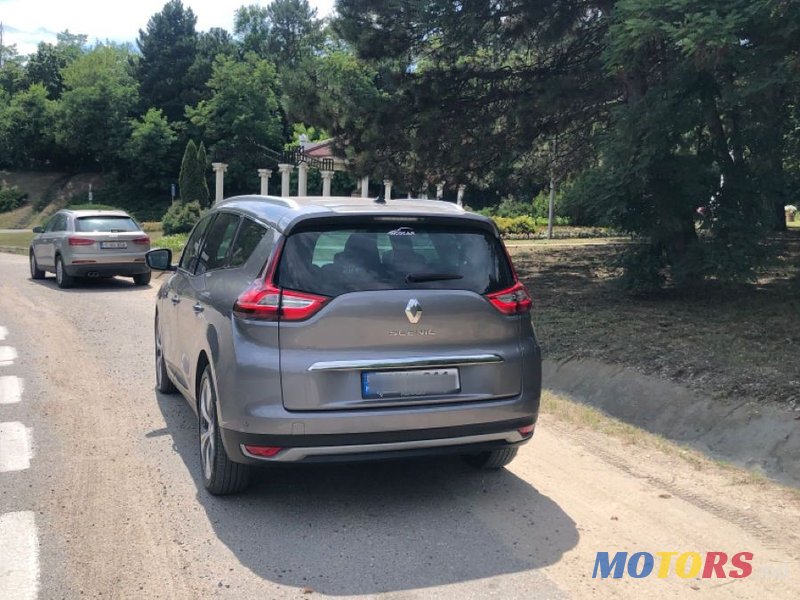 2018' Renault Grand Scenic photo #3