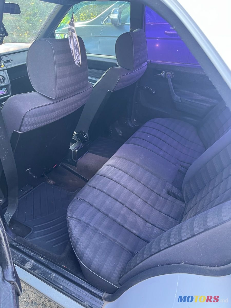 1990' Mercedes-Benz 190 photo #5