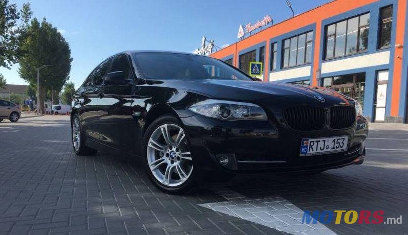 2013' BMW 5 photo #2
