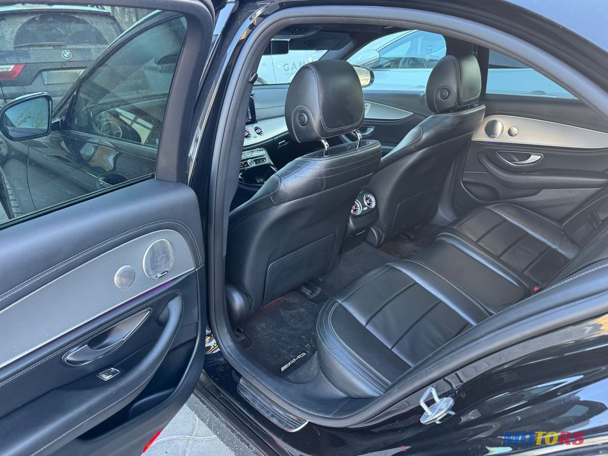 2016' Mercedes-Benz E-Class photo #5