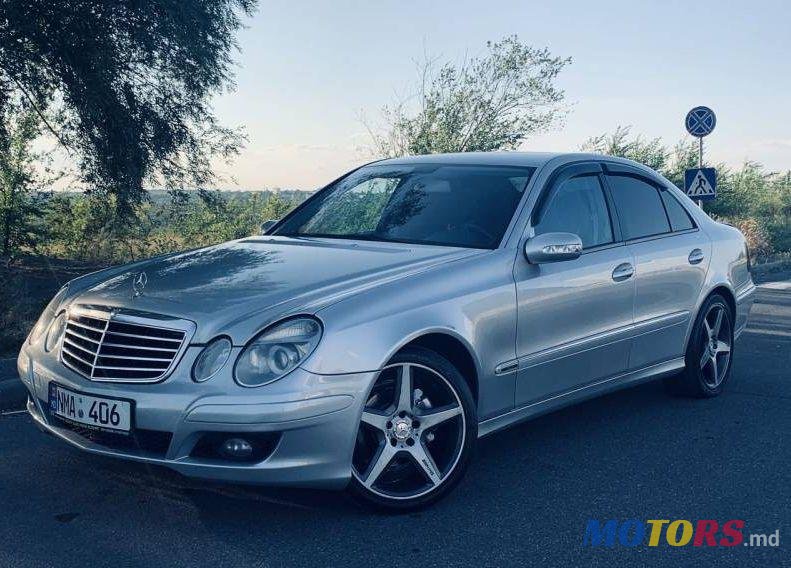 2003' Mercedes-Benz E photo #1