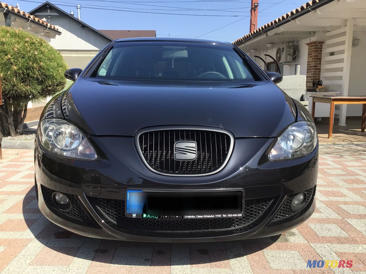 2009' SEAT Leon photo #3