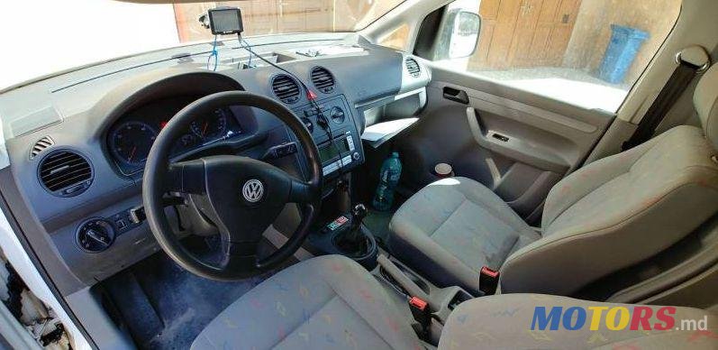 2008' Volkswagen Caddy photo #2