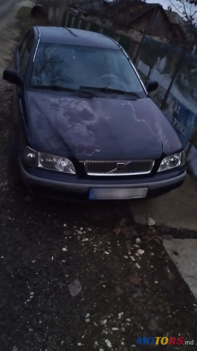 2000' Volvo S40 photo #2