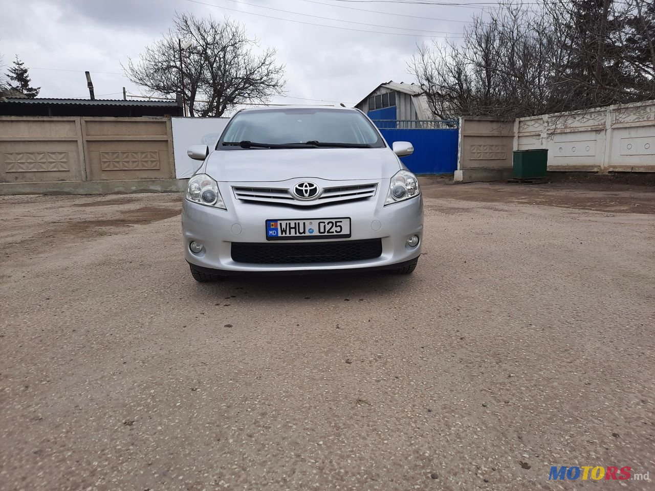 2010' Toyota Auris photo #4