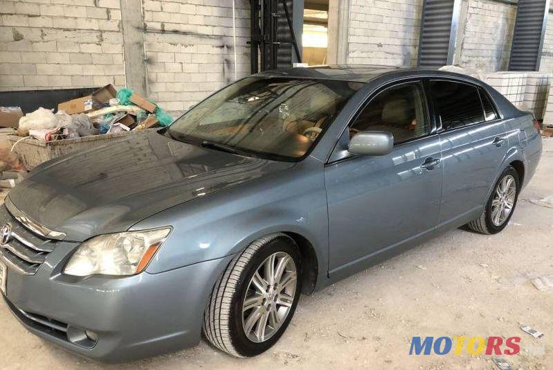 2006' Toyota Avalon photo #1