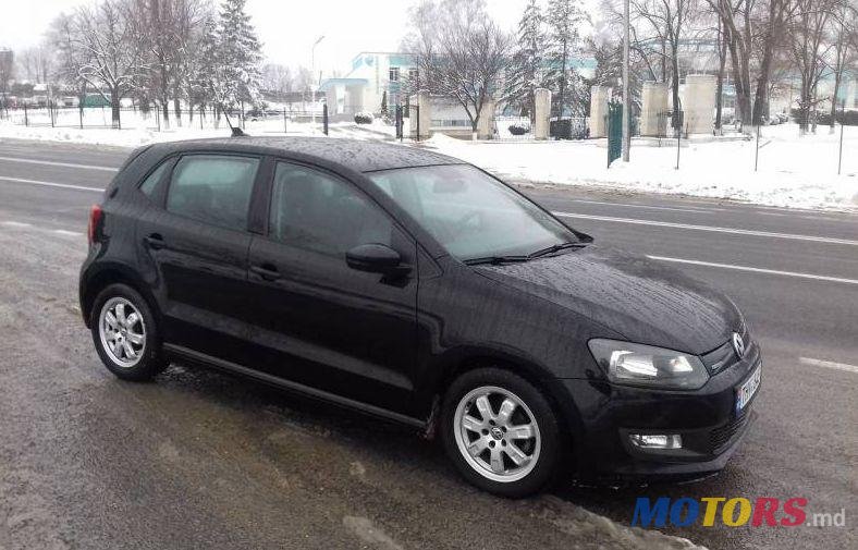 2011' Volkswagen Polo photo #1