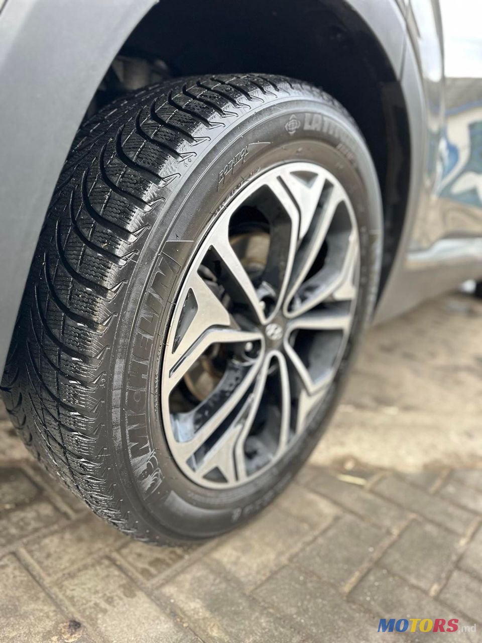 2018' Hyundai Santa Fe photo #3