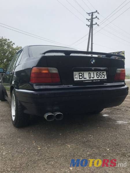 1993' BMW 3 photo #2