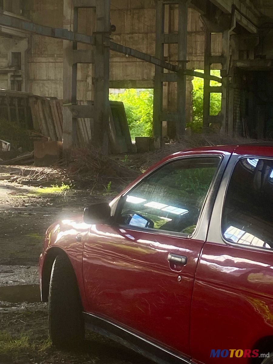 2000' Nissan Almera photo #5