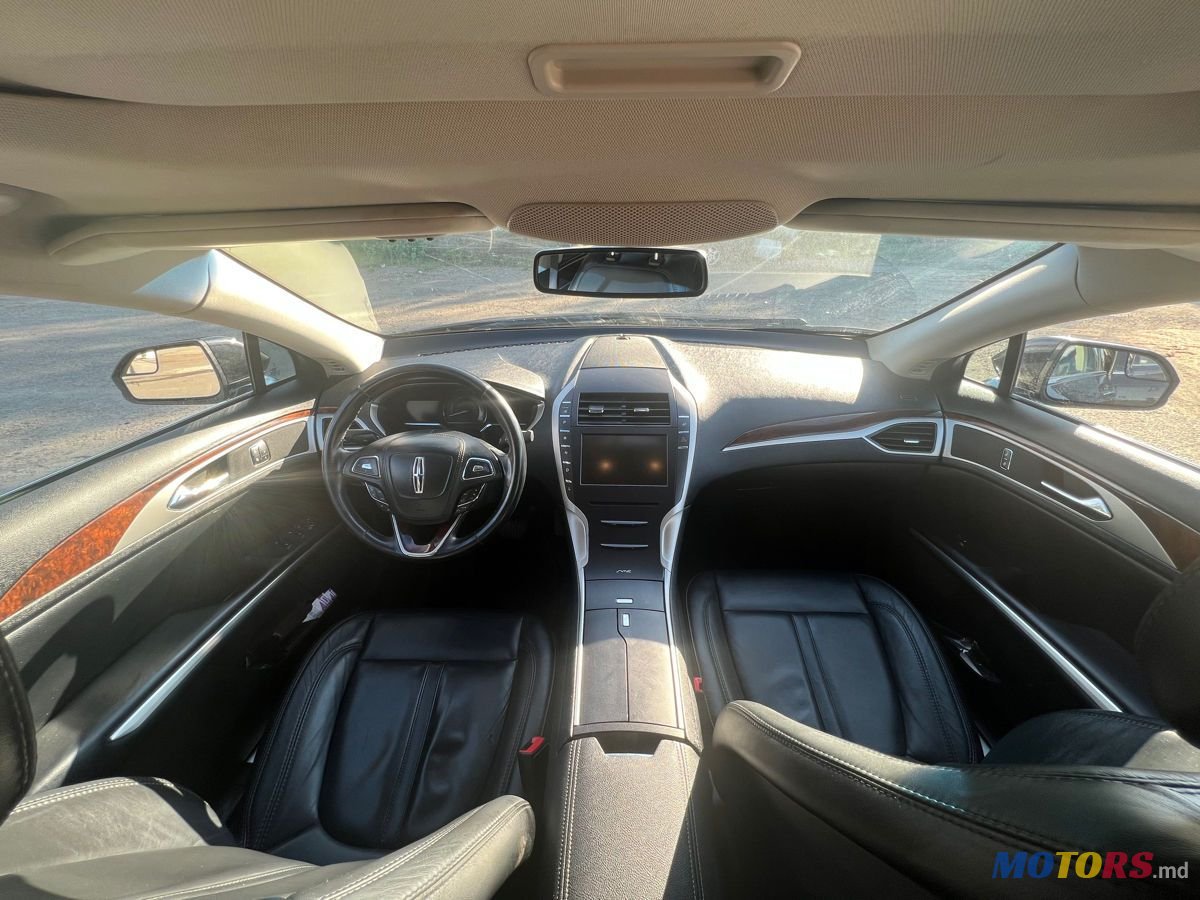 2015' Lincoln MKZ photo #6