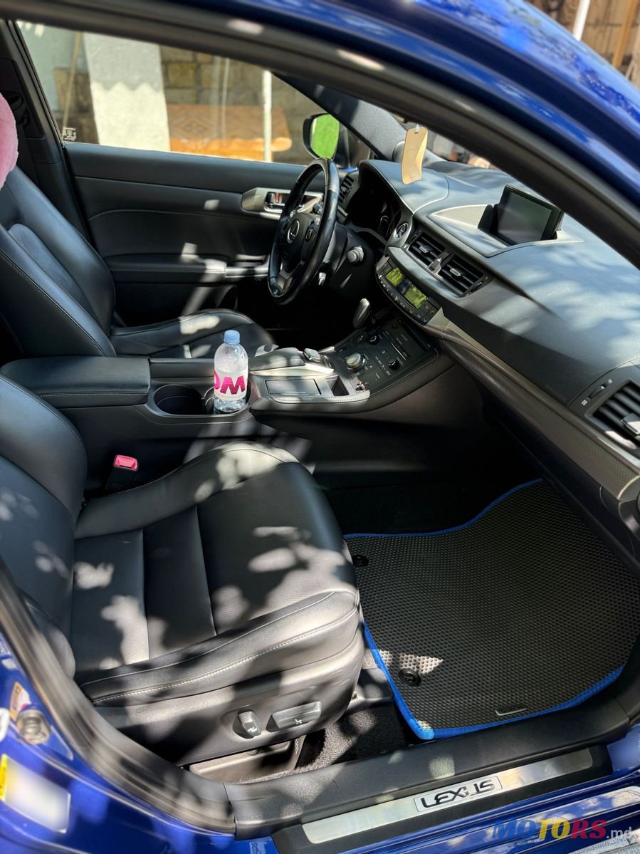 2014' Lexus Ct Series photo #6