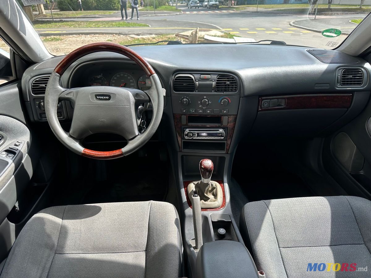 2001' Volvo S40 photo #6