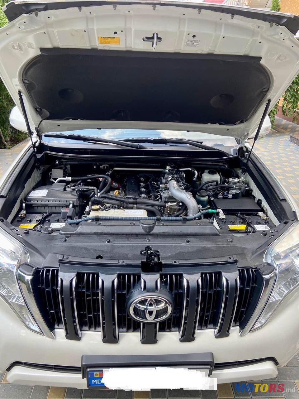 2014' Toyota Land Cruiser Prado photo #4