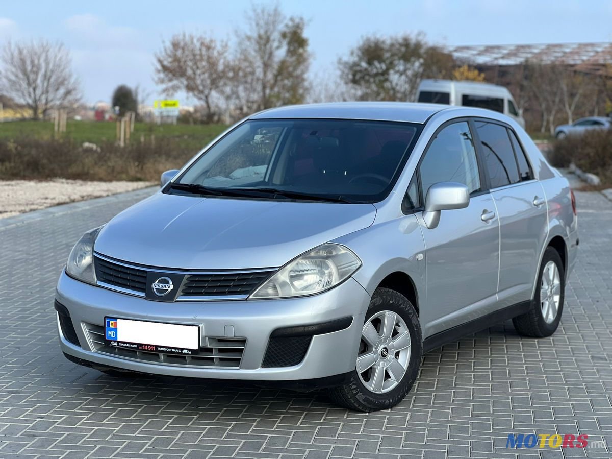 2007' Nissan Tiida photo #2