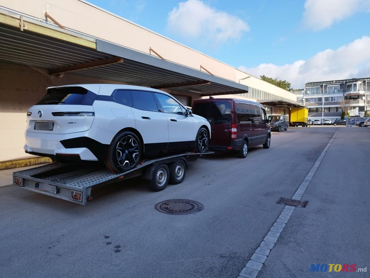 2021' BMW iX photo #4