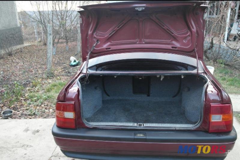 1995' Opel Vectra photo #3