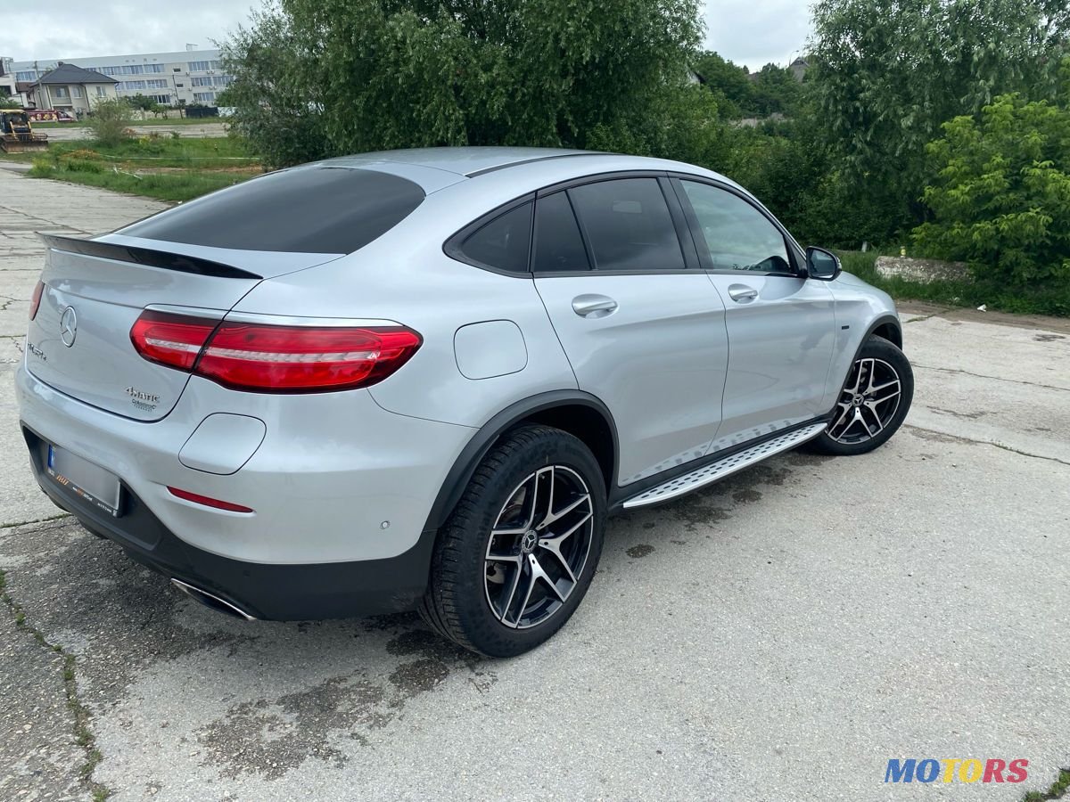 2018' Mercedes-Benz Glc Coupe photo #5