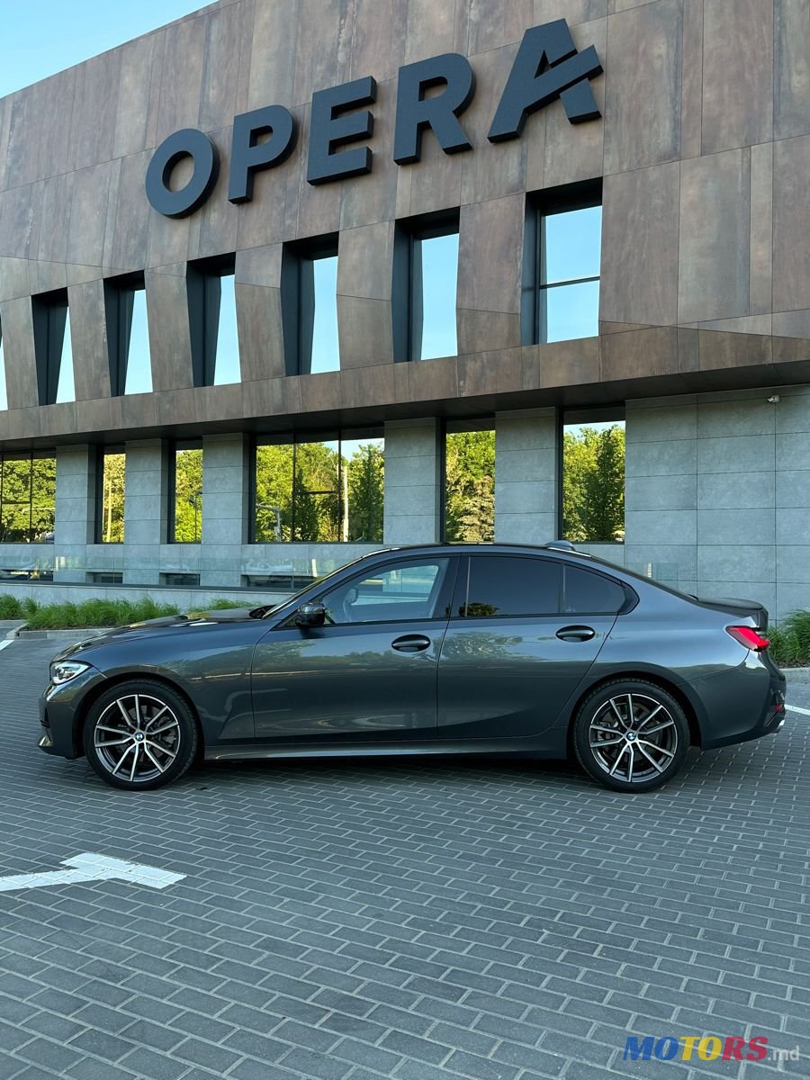 2019' BMW 3 Series photo #3