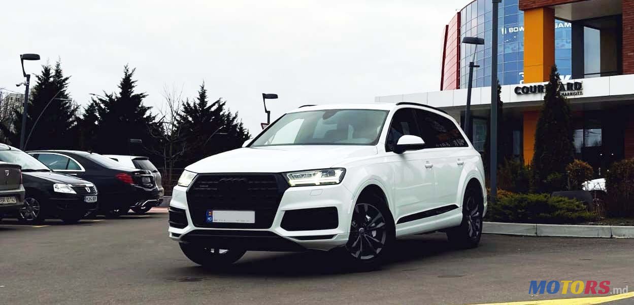 2017' Audi Q7 photo #5