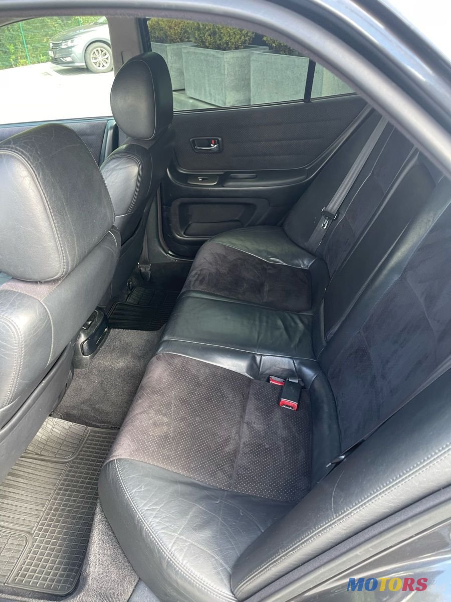 2000' Lexus Is Series photo #6