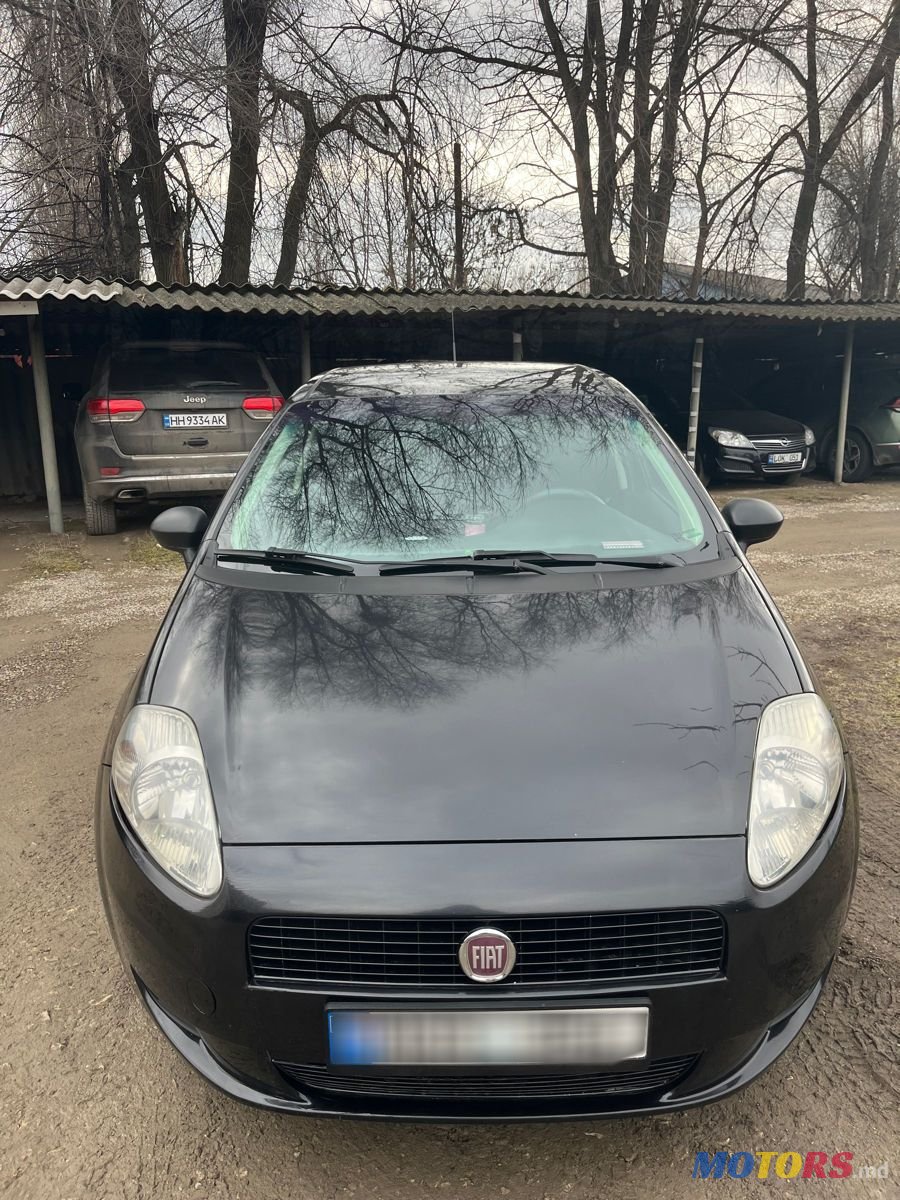 2009' Fiat Punto photo #4