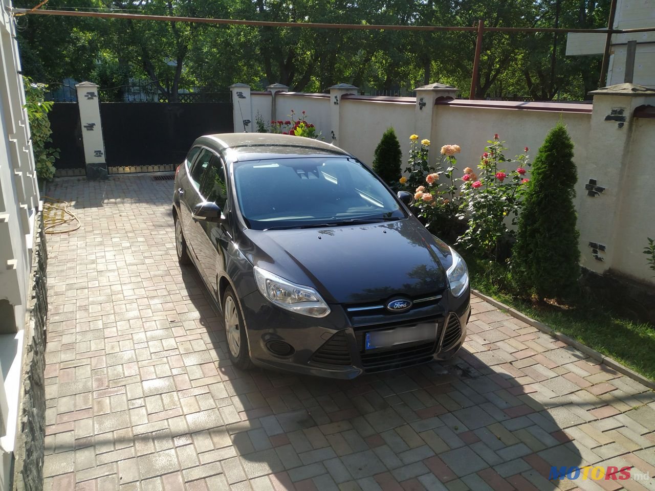 2012' Ford Focus photo #2