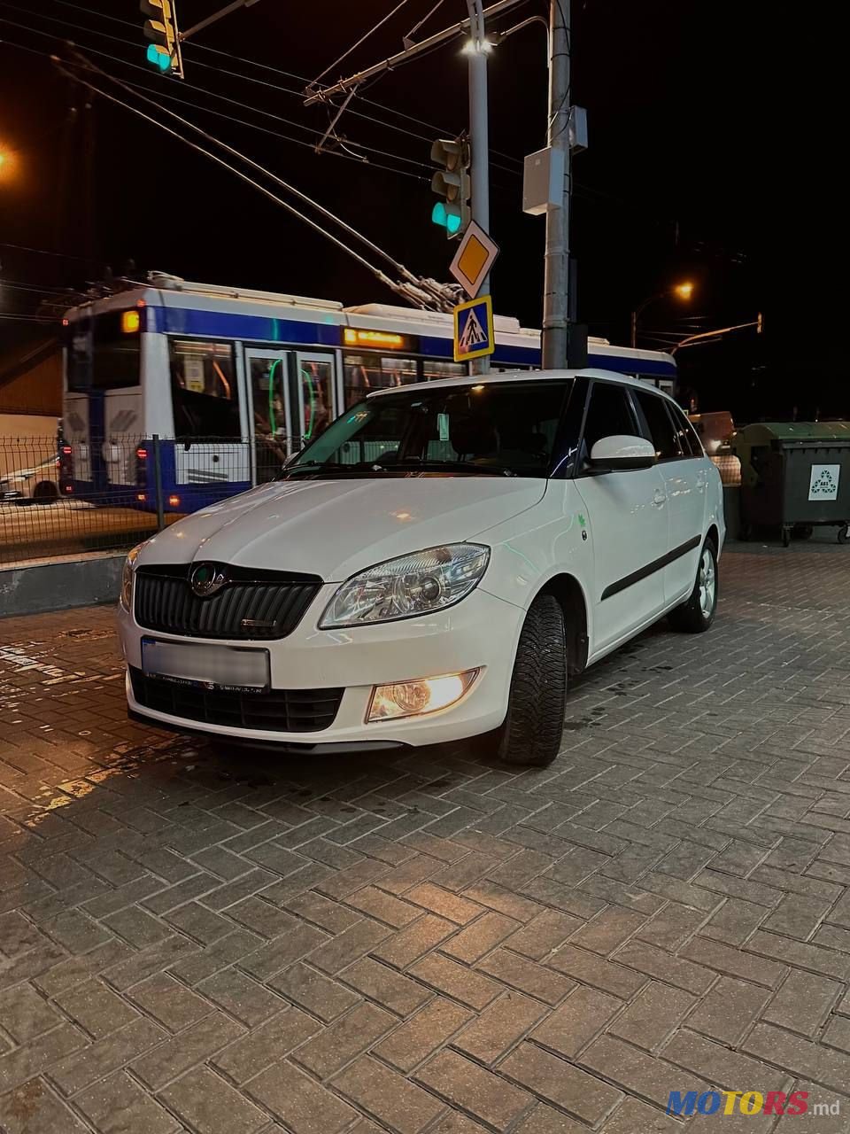 2012' Skoda Fabia photo #1