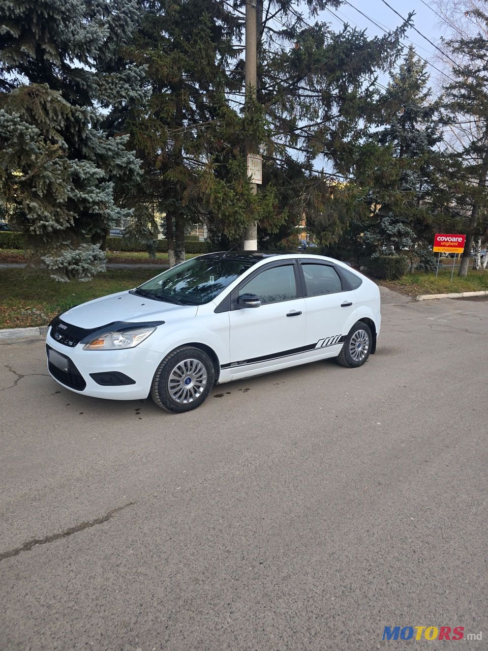 2008' Ford Focus photo #2