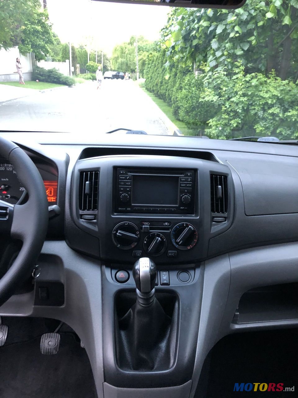 2012' Nissan Nv200 photo #5