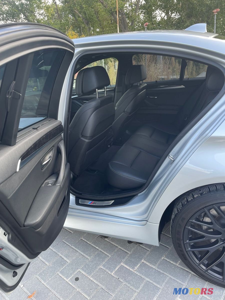 2015' BMW 5 Series photo #6