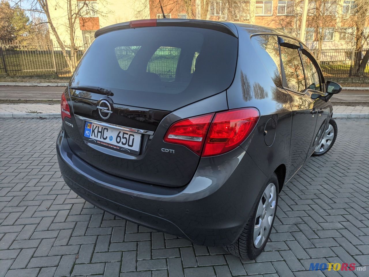 2012' Opel Meriva photo #3