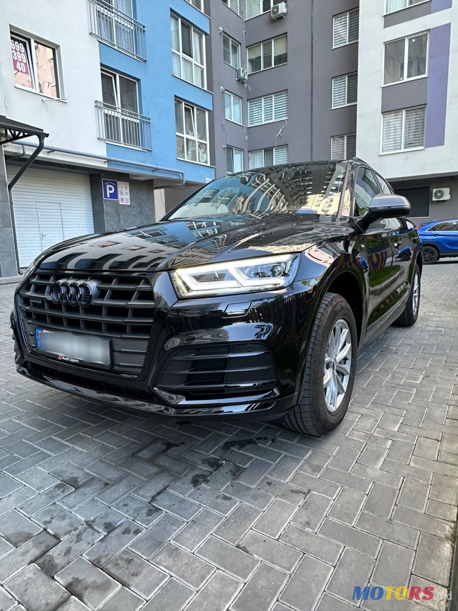 2019' Audi Q5 photo #2