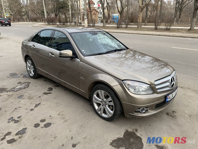 2008' Mercedes-Benz C Класс photo #3