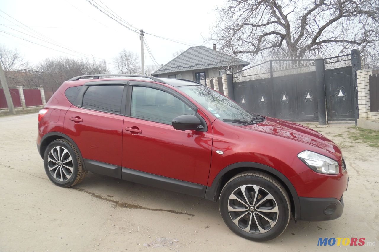 2013' Nissan Qashqai photo #3