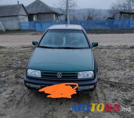 1995' Volkswagen Vento photo #2
