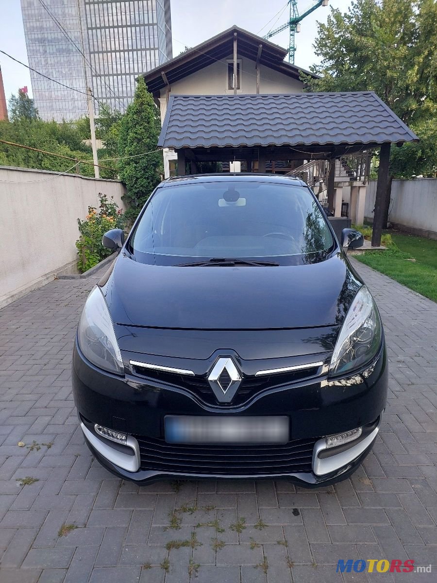 2015' Renault Scenic photo #2