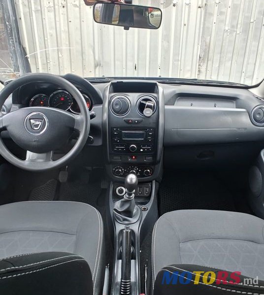 2014' Dacia Duster photo #6