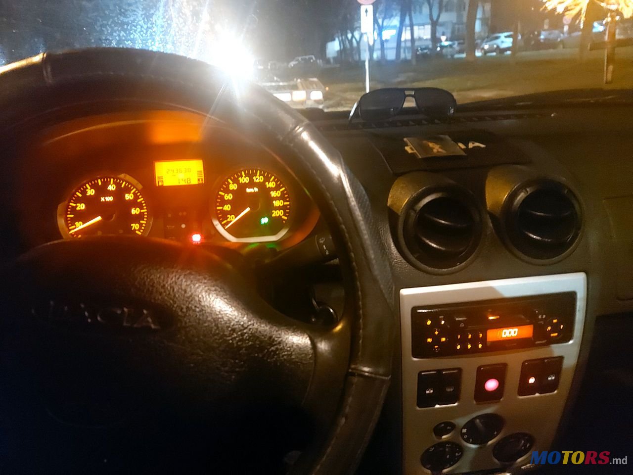 2006' Dacia Logan photo #1