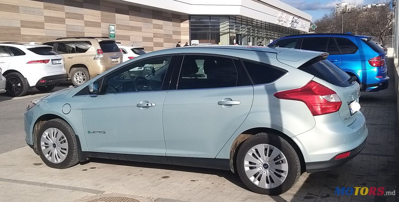 2013' Ford Focus photo #4