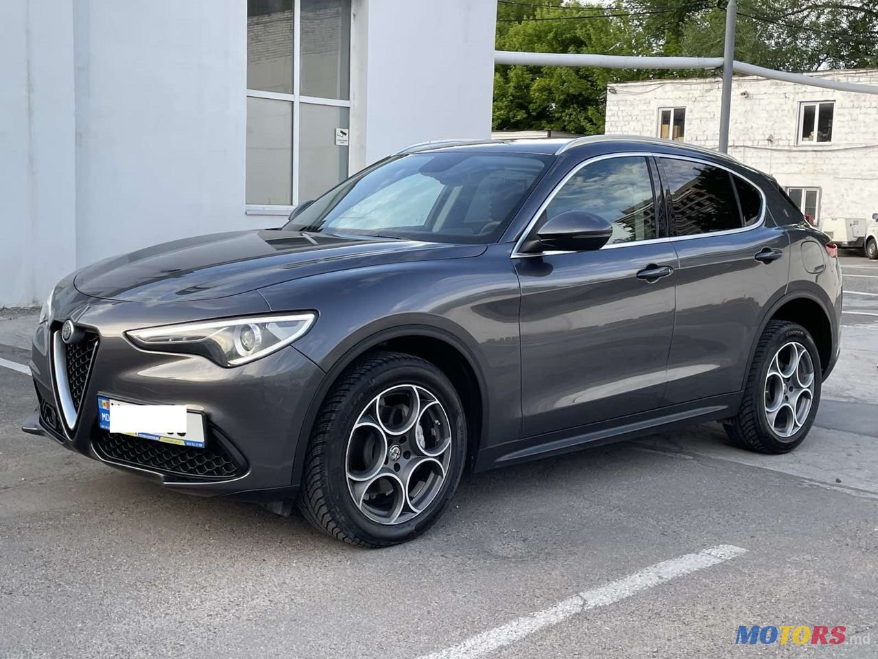 2017' Alfa Romeo Stelvio photo #2