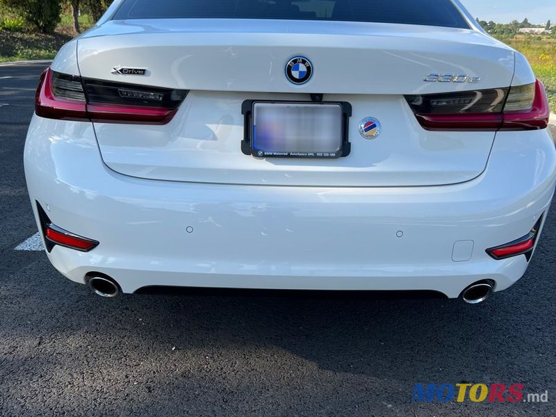 2022' BMW 3 Series photo #4