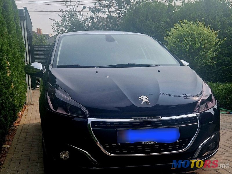 2015' Peugeot 208 photo #3