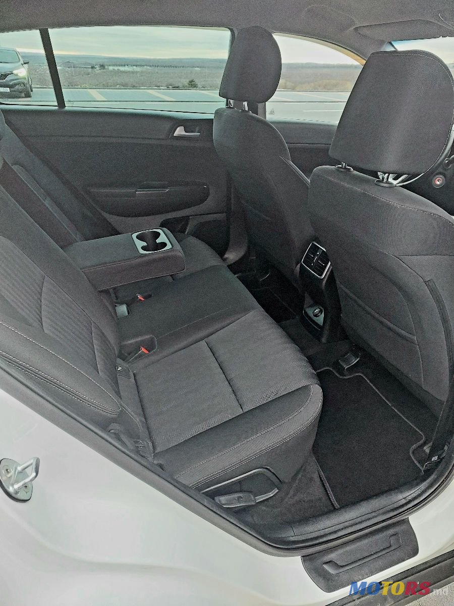 2019' Kia Sportage photo #4